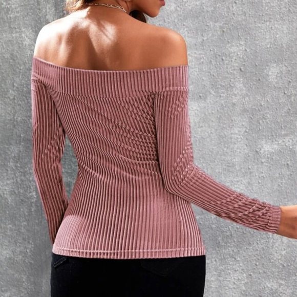 Sexy black ribbed fitted top - Picture 13 of 14